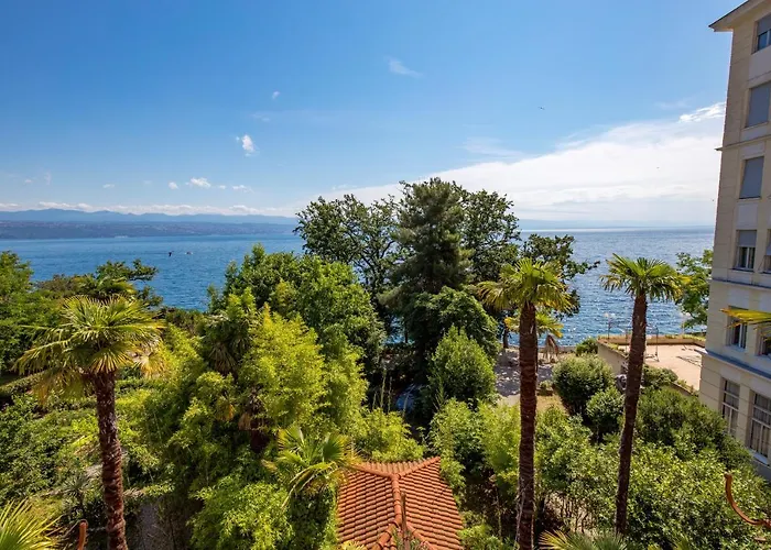 Palm And Palmino Garden Near Lungo Mare By Irundo Apartmán