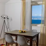 Palm And Palmino Garden Near Lungo Mare By Irundo Apartament *